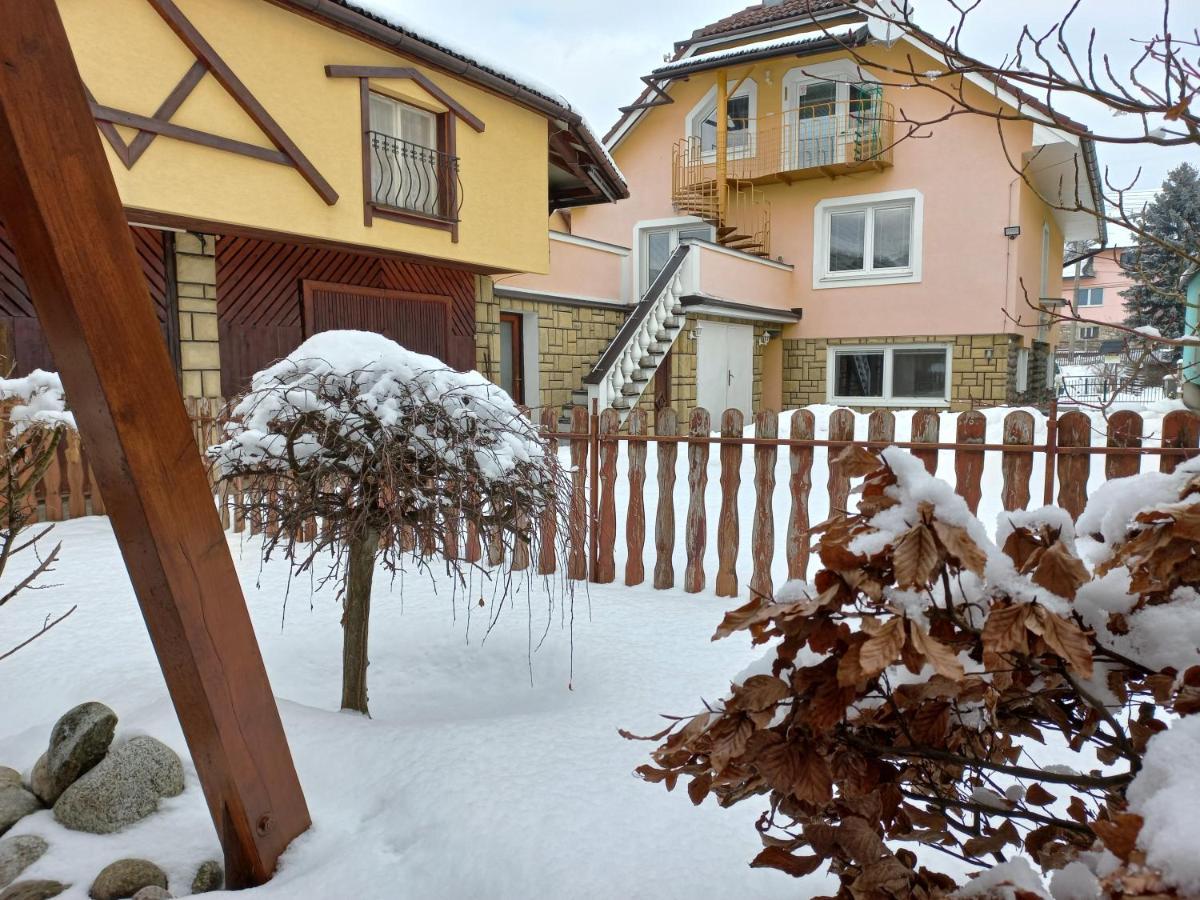 Apartman Elegant Bešeňová Zewnętrze zdjęcie