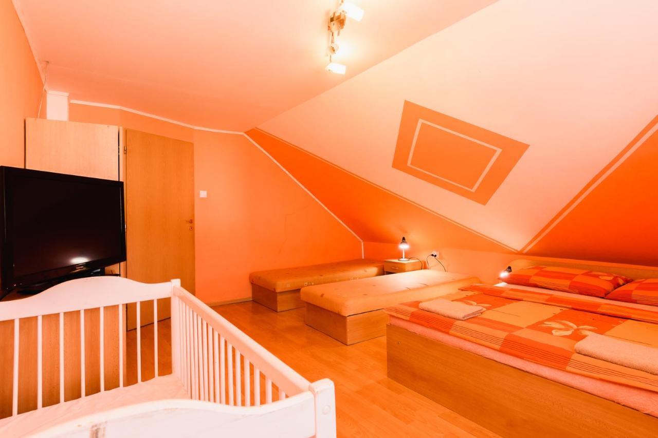 Apartman Elegant Bešeňová Zewnętrze zdjęcie